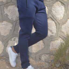 Pantaloni de trening groși și de calitate